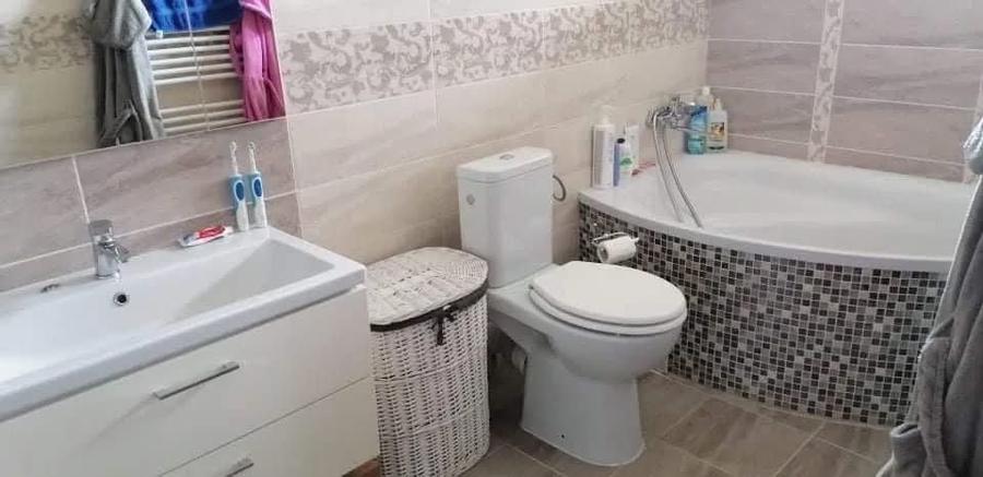 Apartament cu 2 camere decomandat în Exterior Vest