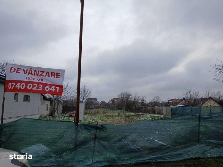 Teren de 1670 mp, în Livada