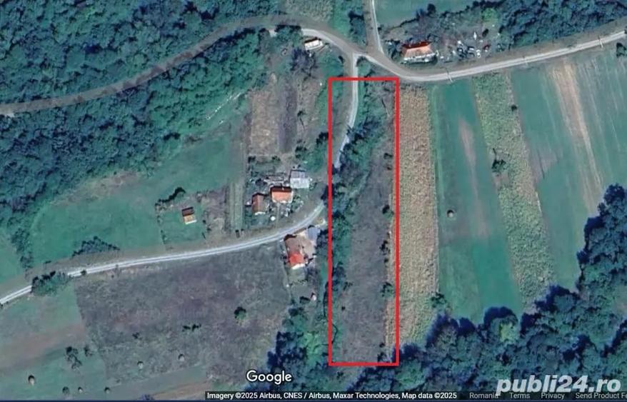 Teren de 2900 mp, în Zam