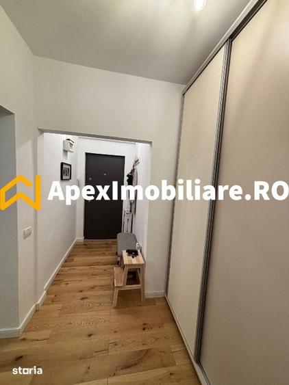 Apartament cu 2 camere semidecomandat în Universitate