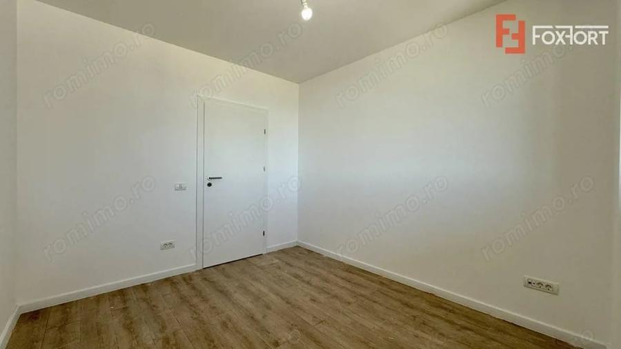 Apartament cu 3 camere în Torontalului