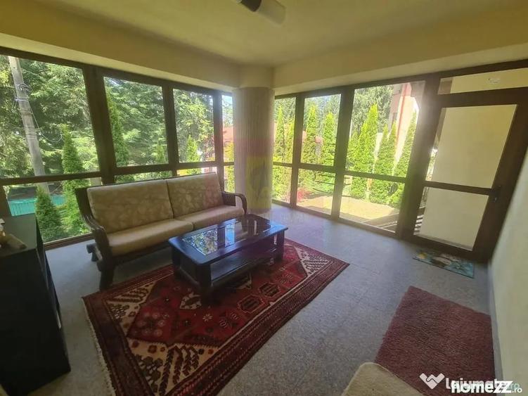 Casă cu 7 camere cu Teren 552 Mp în Cioplea