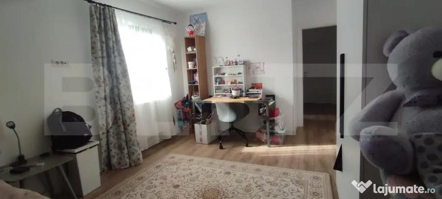 Apartament cu 3 camere decomandat, mobilat în Burdujeni