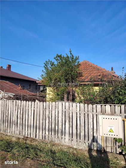 Casă cu 3 camere cu Teren 670 Mp în Boldești