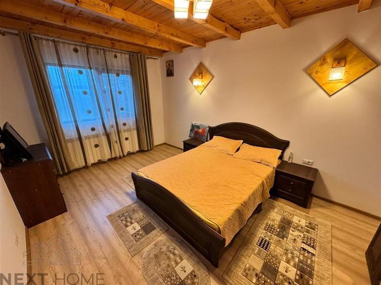Casă cu 10 camere cu Teren 1600 Mp în Bolotești
