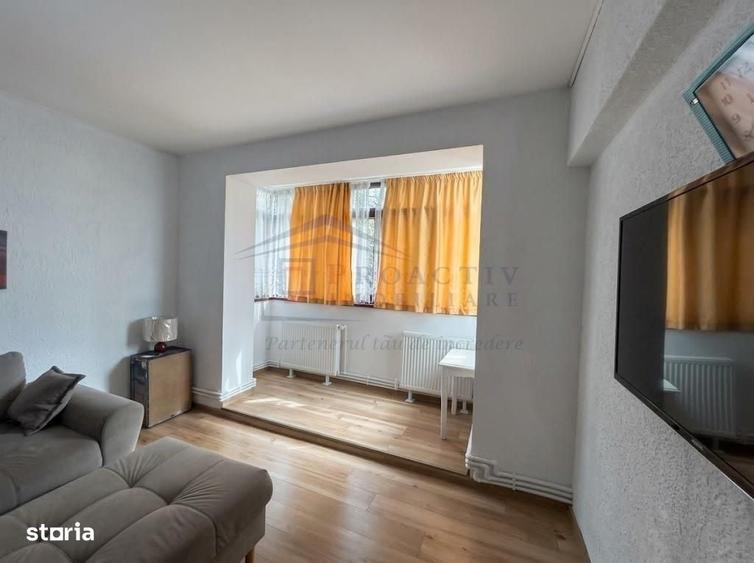 Apartament cu 2 camere semidecomandat în Roșu