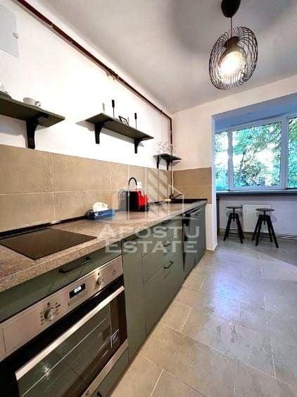 Apartament cu 2 camere decomandat, mobilat în Bălcescu