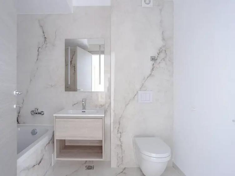 Apartament cu 4 camere în Central