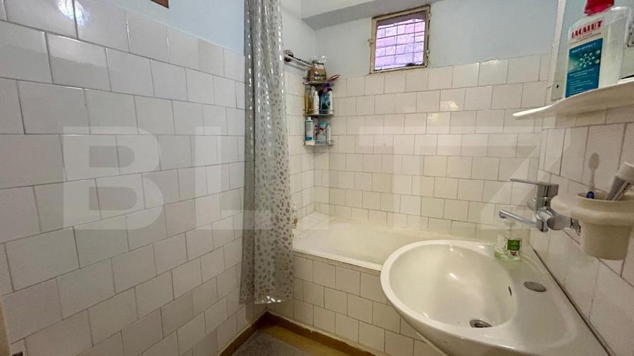 Apartament cu 4 camere decomandat, mobilat în Rogerius