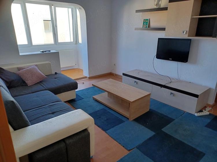 Apartament cu 2 camere semidecomandat în Complex Studențesc