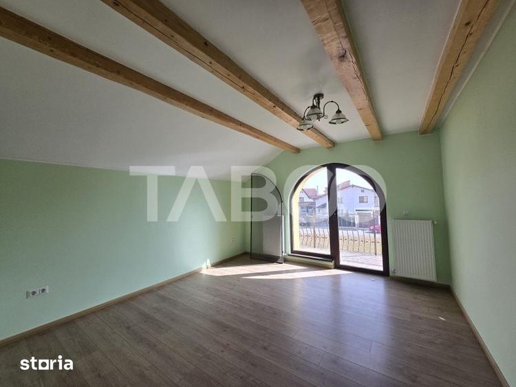 Casă cu 5 camere cu Teren 320 Mp în Tineretului