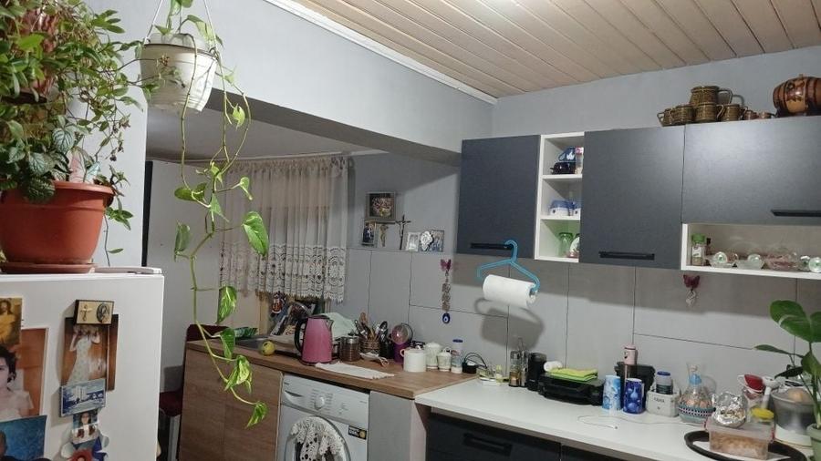 Casă cu 4 camere în Provița de Jos