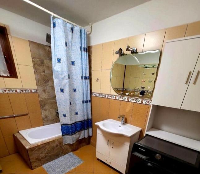 Casă individuală cu 4 camere cu Canalizare în Bod