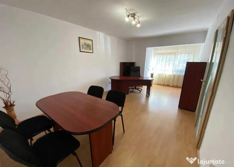 Apartament cu 2 camere semidecomandat în Scriitorilor