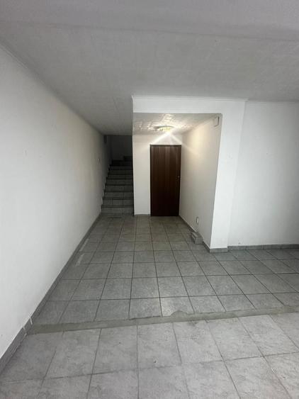 Casă individuală cu 8 camere cu Canalizare în Sălaj