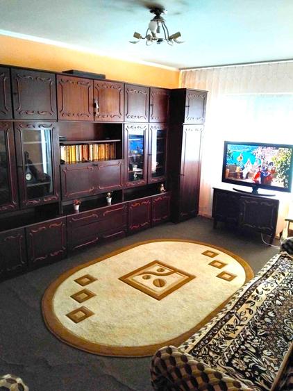 Apartament cu 3 camere decomandat în Rahova