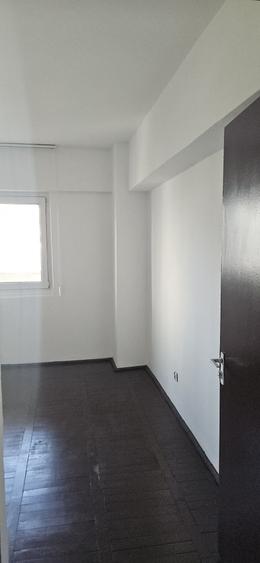 Apartament cu 2 camere semidecomandat în Exterior Vest