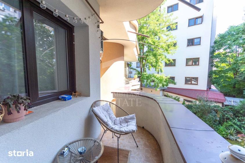 Apartament cu 4 camere în Aviatorilor