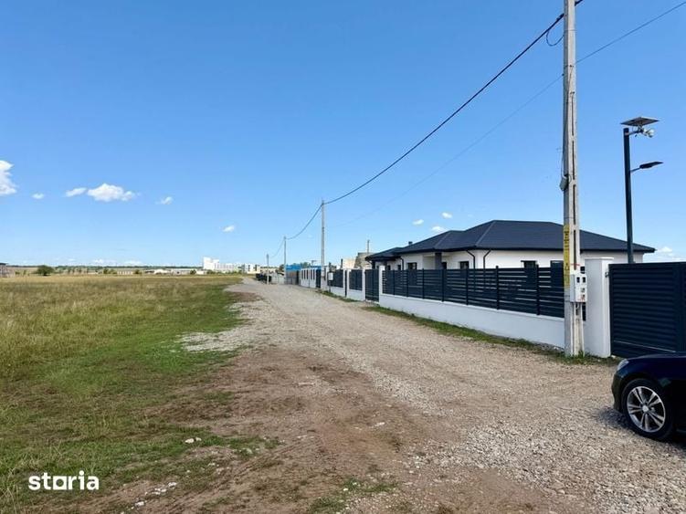 Teren de 900 mp, în Dumbrava