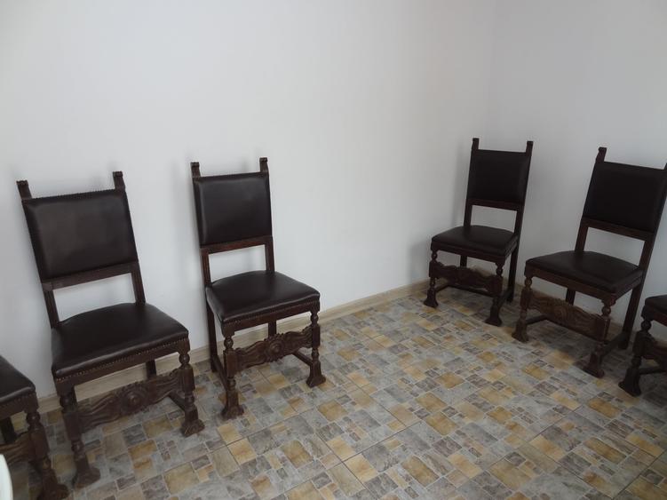 Casă individuală cu 3 camere cu Canalizare în Delfinariu