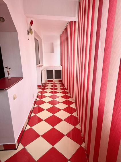 Apartament cu 2 camere decomandat în Ostroveni