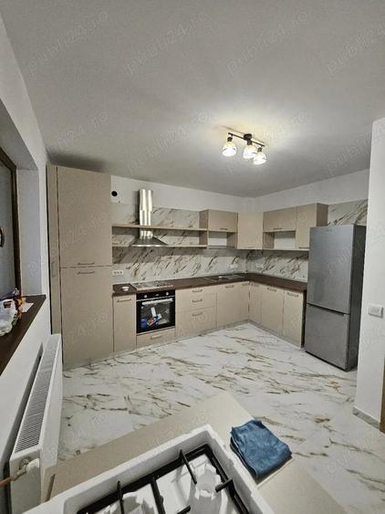 Casă cu 3 camere cu Teren 100 Mp în Granit