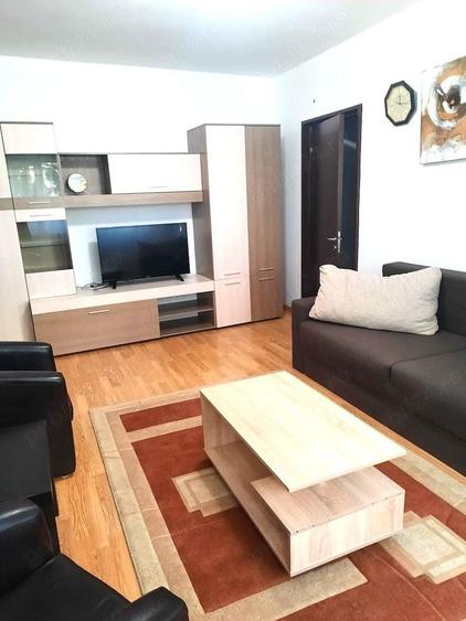 Apartament cu 2 camere semidecomandat, mobilat în Iancului