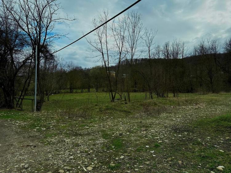 Spațiu comercial, în Provița de Sus