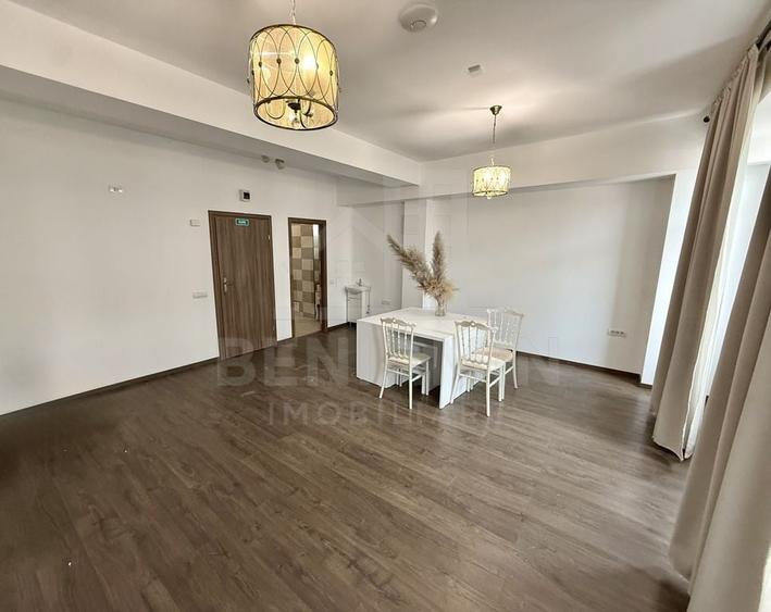 Spațiu comercial, de 92 mp, în Ultracentral
