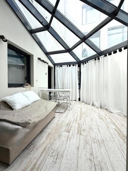 Apartament cu 3 camere decomandat în Grădina Icoanei
