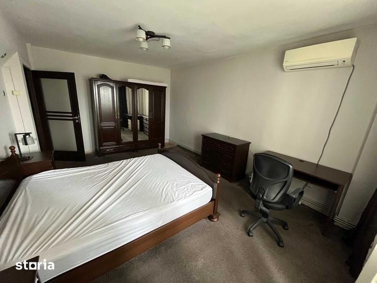 Apartament cu 3 camere decomandat în Mihai Bravu