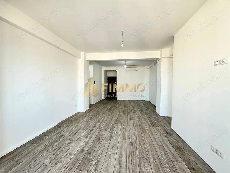 Apartament cu 3 camere decomandat în Poieni-Suceava