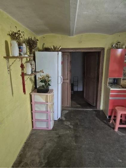 Casă individuală cu 5 camere cu Teren 1384 Mp în Central