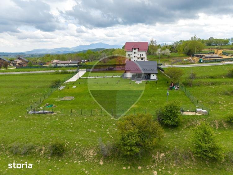 Teren de 1100 mp, în Tohănița