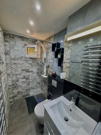 Apartament cu 2 camere decomandat în Olimpia-Stadion