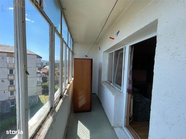 Garsonieră decomandată în Central