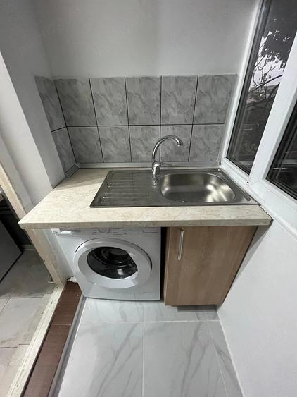 Garsonieră decomandată în Complex Studențesc