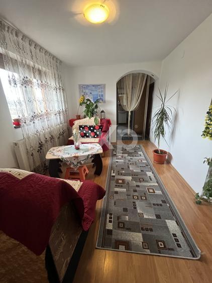 Casă individuală cu 3 camere cu Teren 1732 Mp în Gârleni