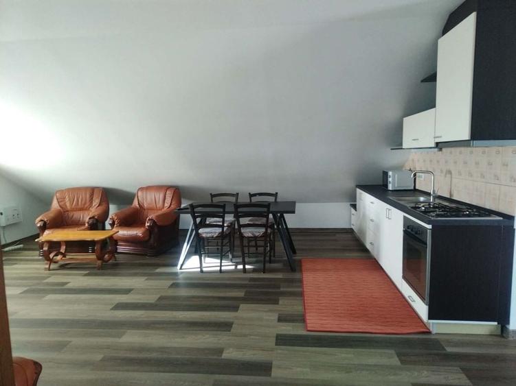Casă cu 3 camere în Bucium