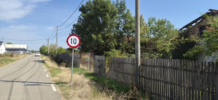 Teren Construcții intravilan de 800 mp, în Moșoaia