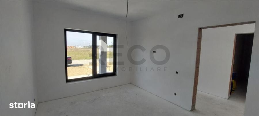 Casă cu 3 camere cu Teren 553 Mp în Sântandrei