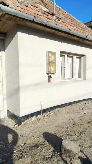 Casă cu 3 camere cu Teren 150 Mp în Central