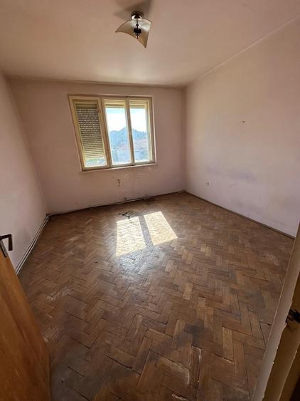 Apartament cu 3 camere în Cugir