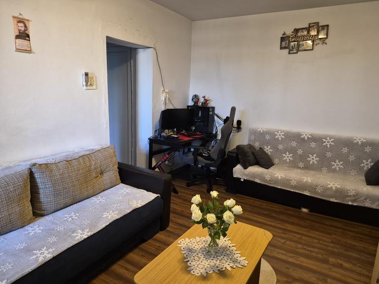 Apartament cu 2 camere în Tomis III