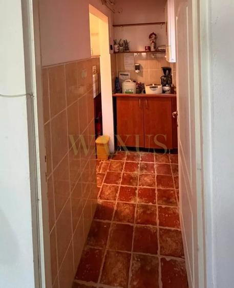 Apartament cu 3 camere decomandat, mobilat în Industrială