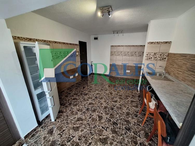 Apartament cu 2 camere decomandat, mobilat în Fabric