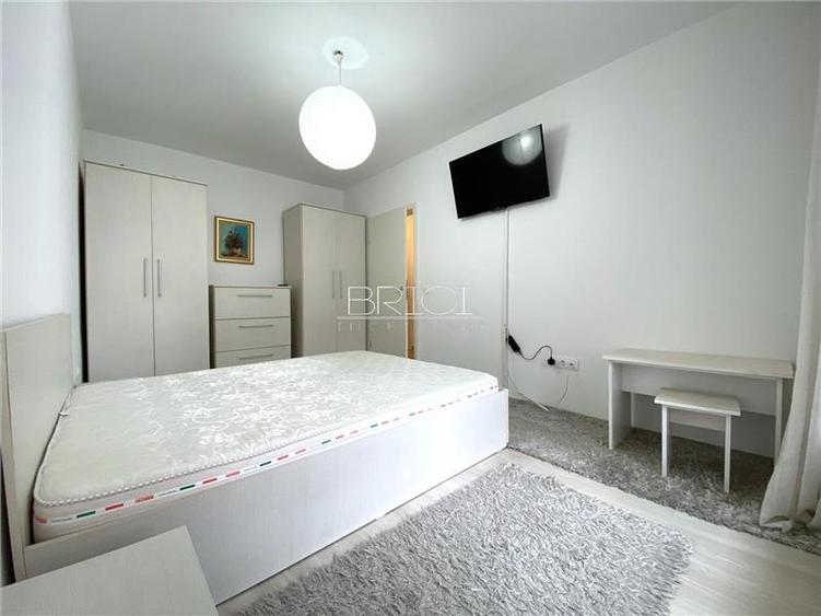 Apartament cu 2 camere decomandat în Bartolomeu