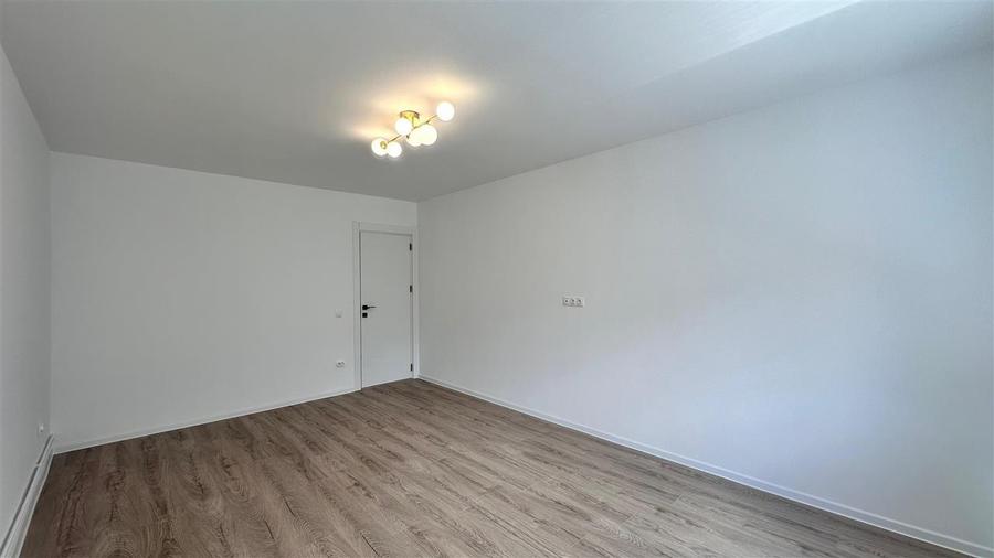 Apartament cu 2 camere decomandat în Răcădău