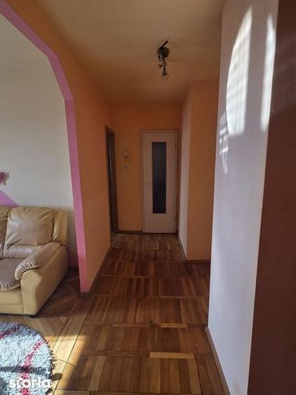 Apartament cu 3 camere în Circumvalațiunii
