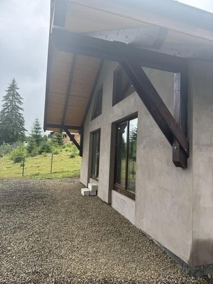 Casă cu 3 camere în Piatra